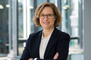 gina hanauer güstrow